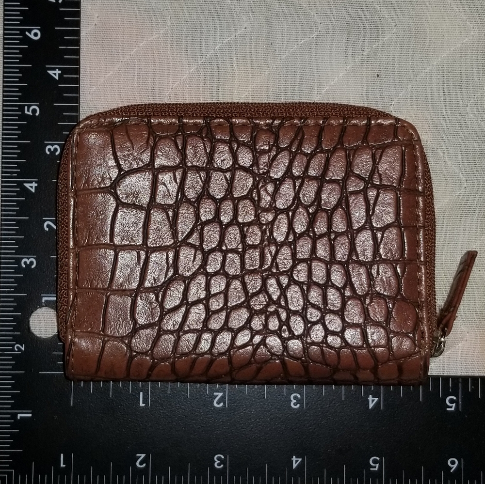 LN Cute Brown Wallet with D.Brown Crackle Look